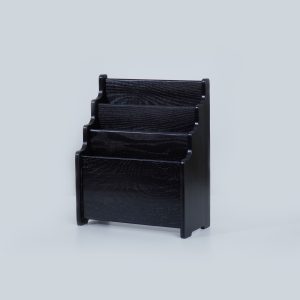 "Kệ đựng menu A5 "  Kích thước : 102x200x250 mm