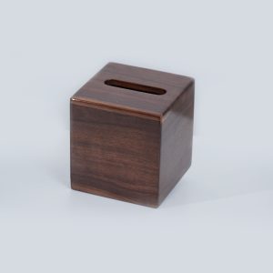 Hộp khăn giấy vuông "  Kích thước : 130x130x140 mm "